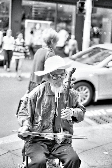 Fiddlin by peterdegraaff