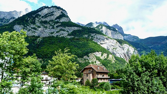 VACATION  - DAY 2:  HEIDI’S COTTAGE? by sangwann