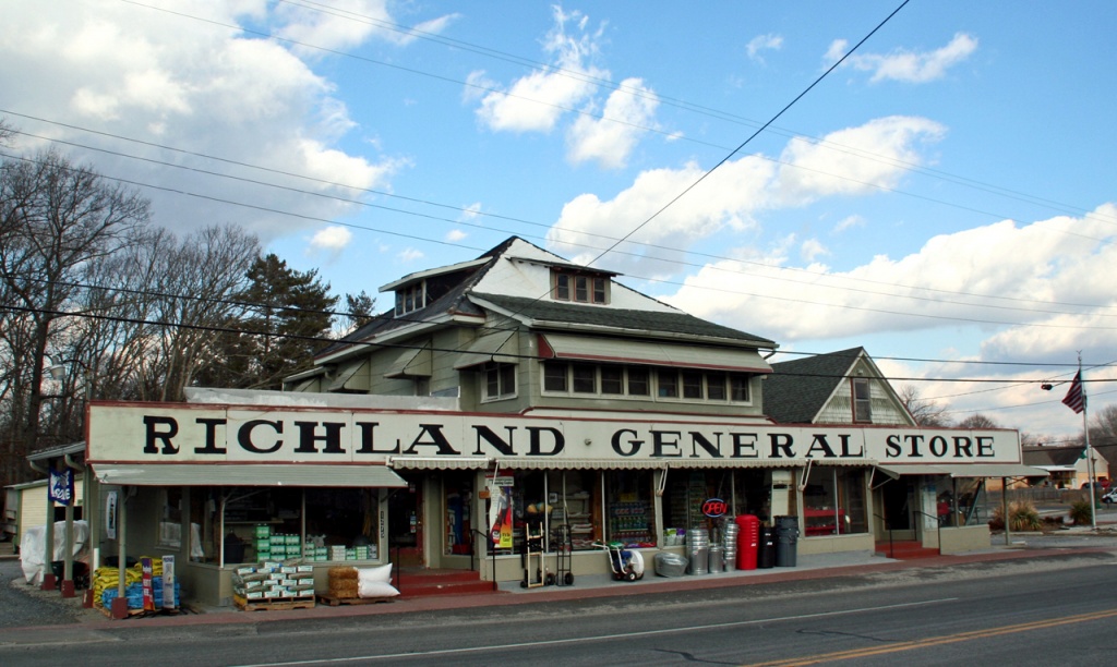 Richland General Store by hjbenson