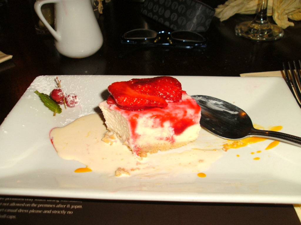 Strawberry Cheesecake !! by happypat