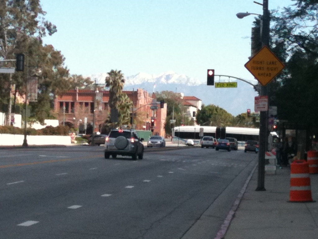 Snow covered mountains...in LA! by shin