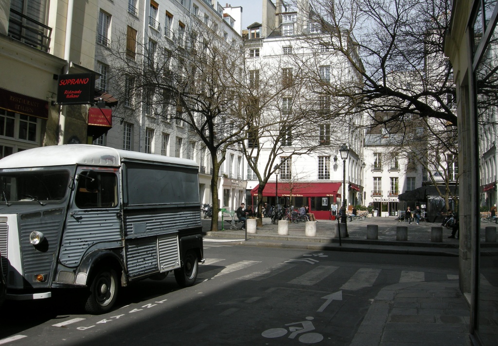 Place du Marché Sainte Catherine by parisouailleurs