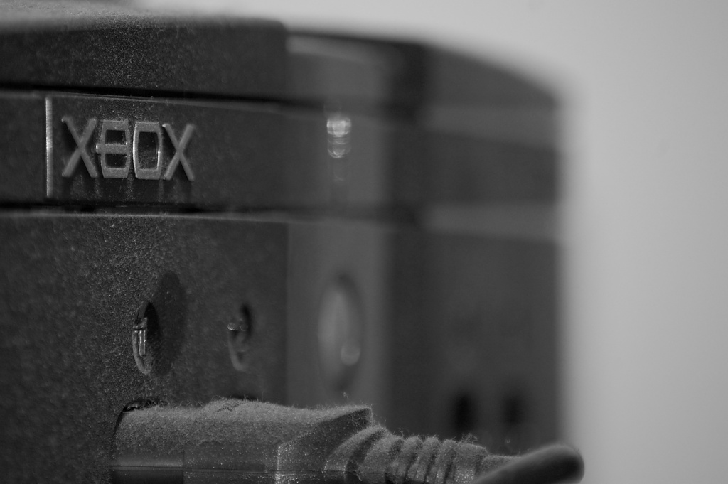 XBox and Dust by andycoleborn