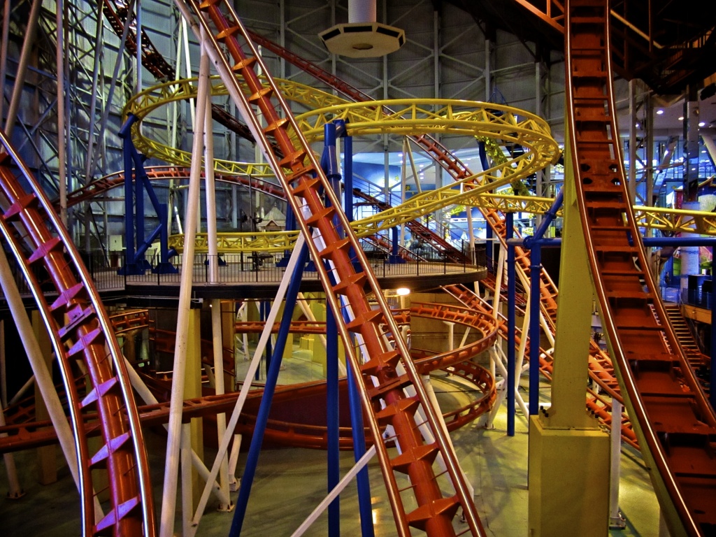 Roller Coaster in the Mall by laurentye