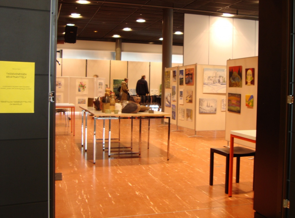 Art exhibition at the library DSC06655 by annelis