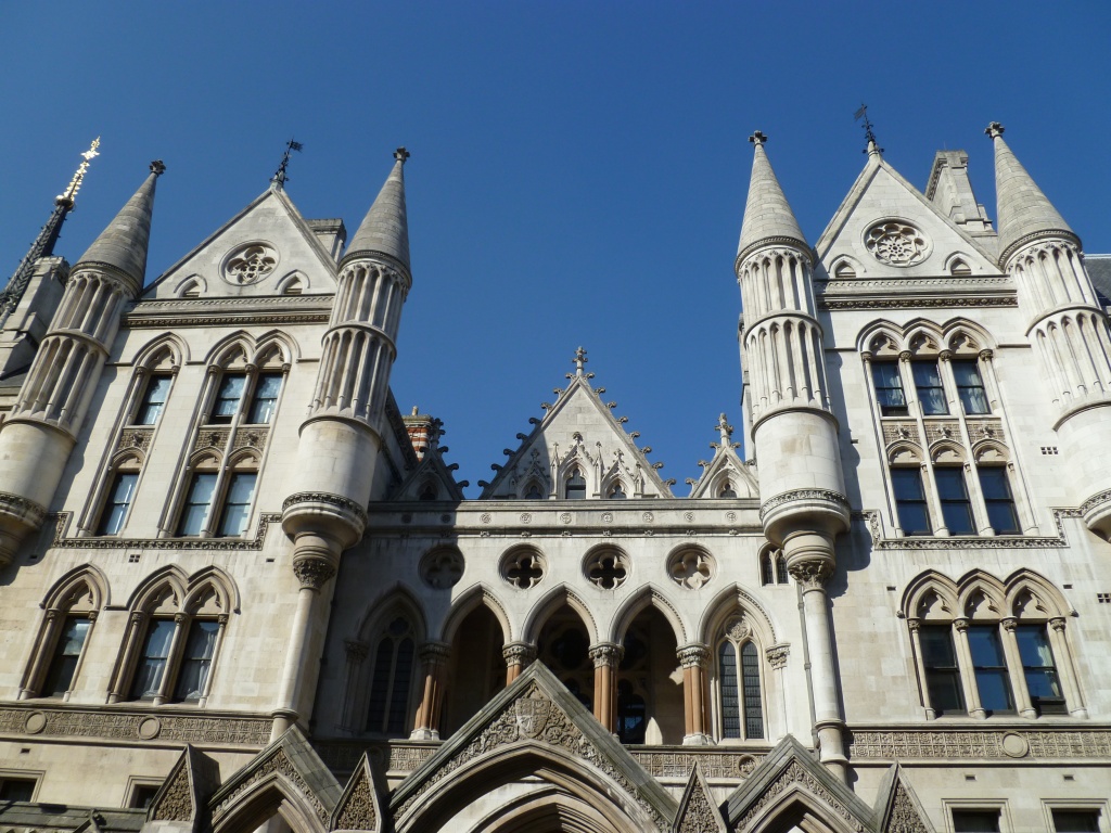 Th Royal Courts of Justice,2. by moominmomma
