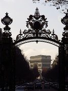 12th Dec 2010 - Paris and the Arch de Triumph