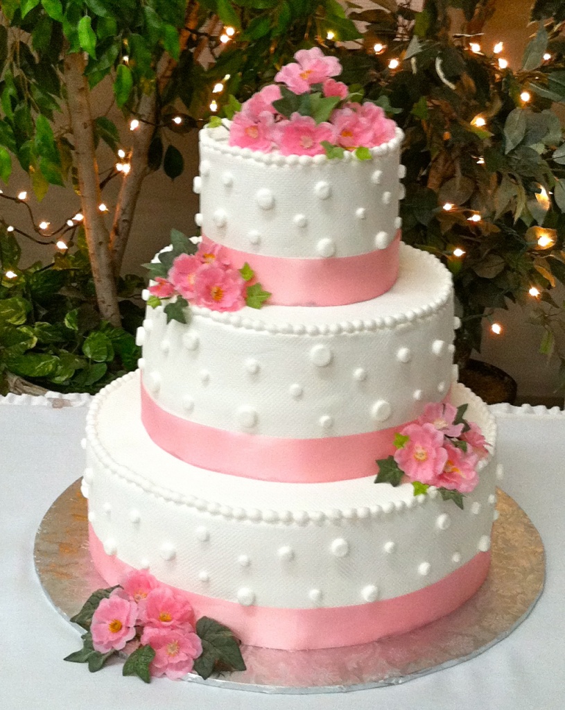 Doloris Cake by marilyn