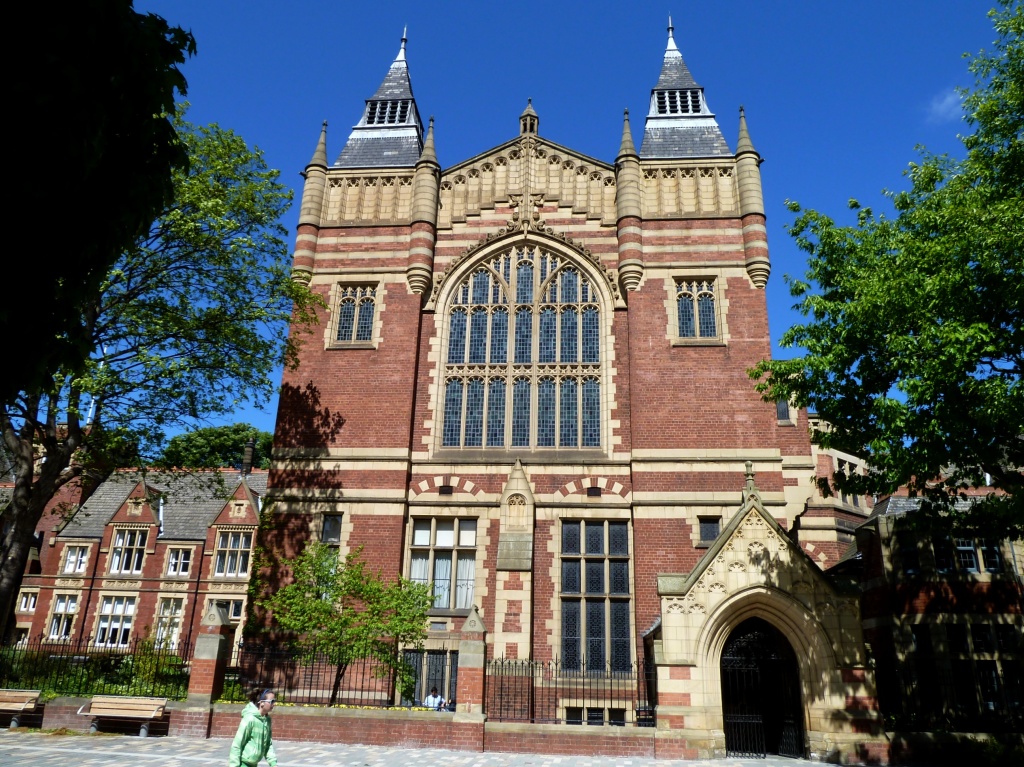 Clothworker's Hall, Leeds University by rich57