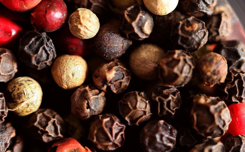 Mixed Peppercorns by netkonnexion