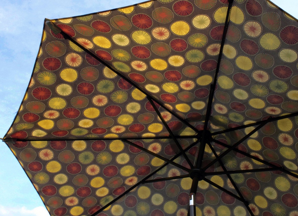Under My Umbrella Ella Ella by lisabell