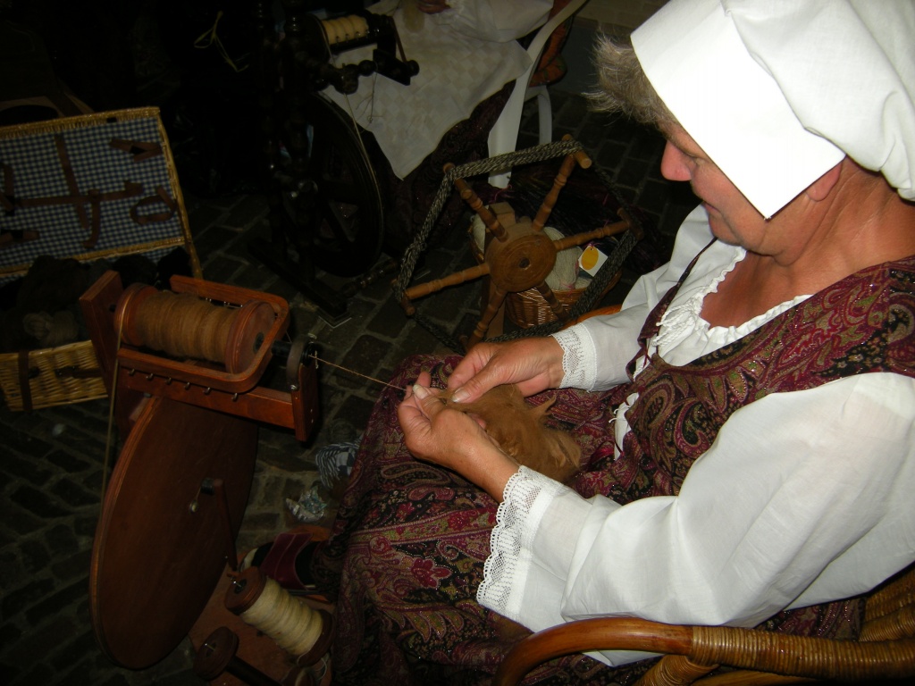 Crafts of yesteryears by pyrrhula