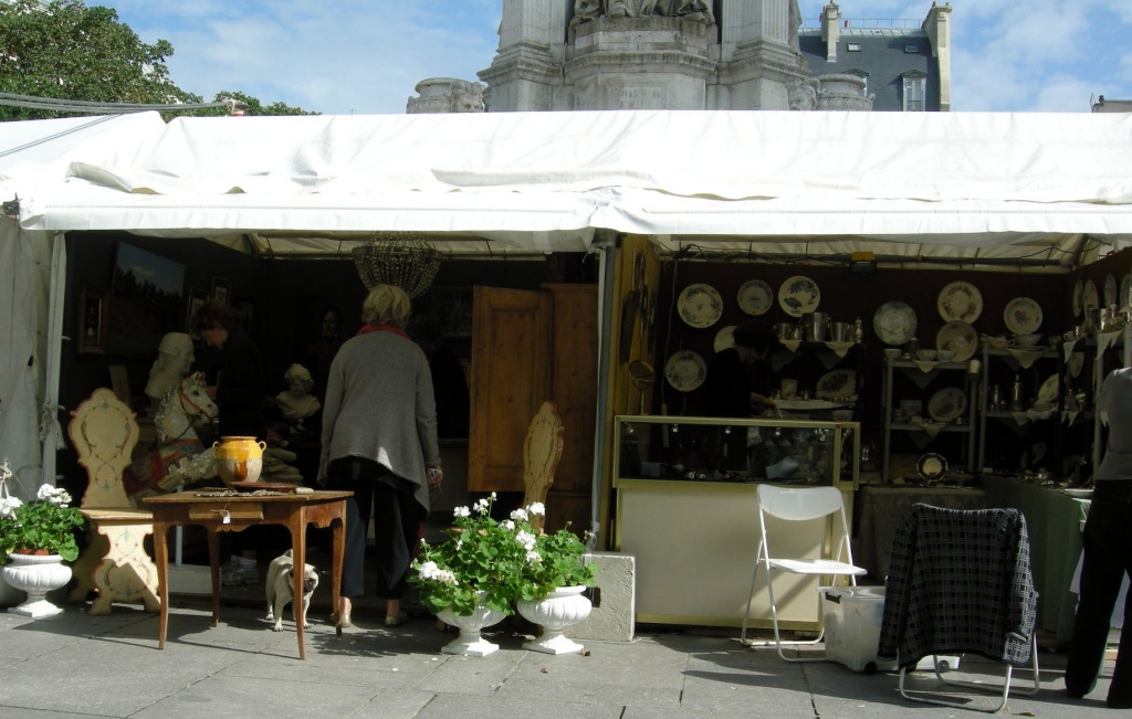 Antiques Fair place Saint Sulpice by parisouailleurs