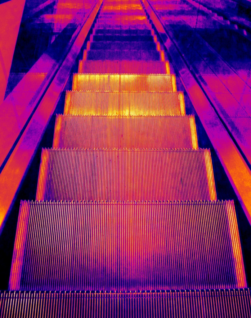 Thermal heatmap  escalator by kjarn