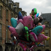 21st Jun 2011 - Just for fun: Balloons place des Vosges