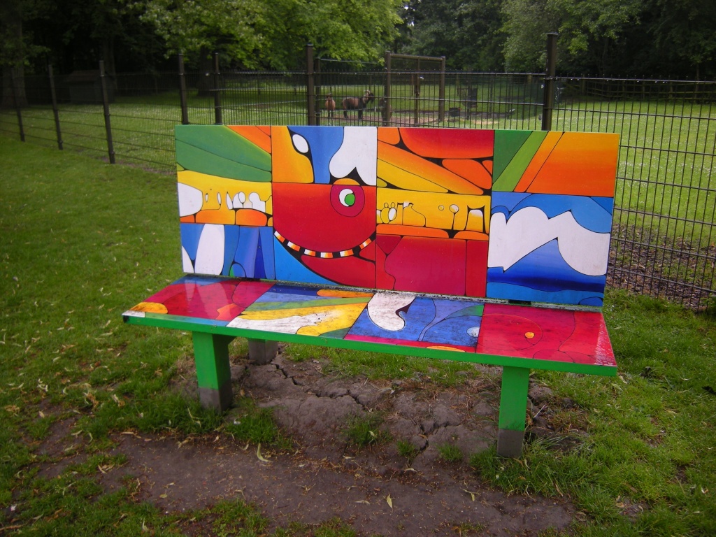 Paint that bench by pyrrhula
