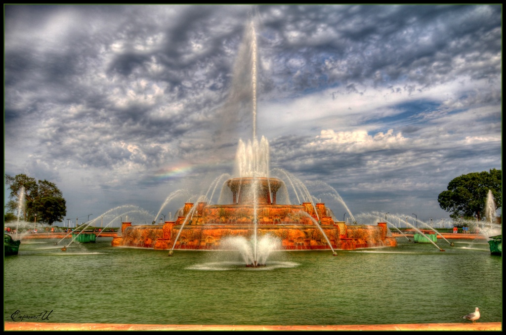 Buckingham Fountain  by exposure4u