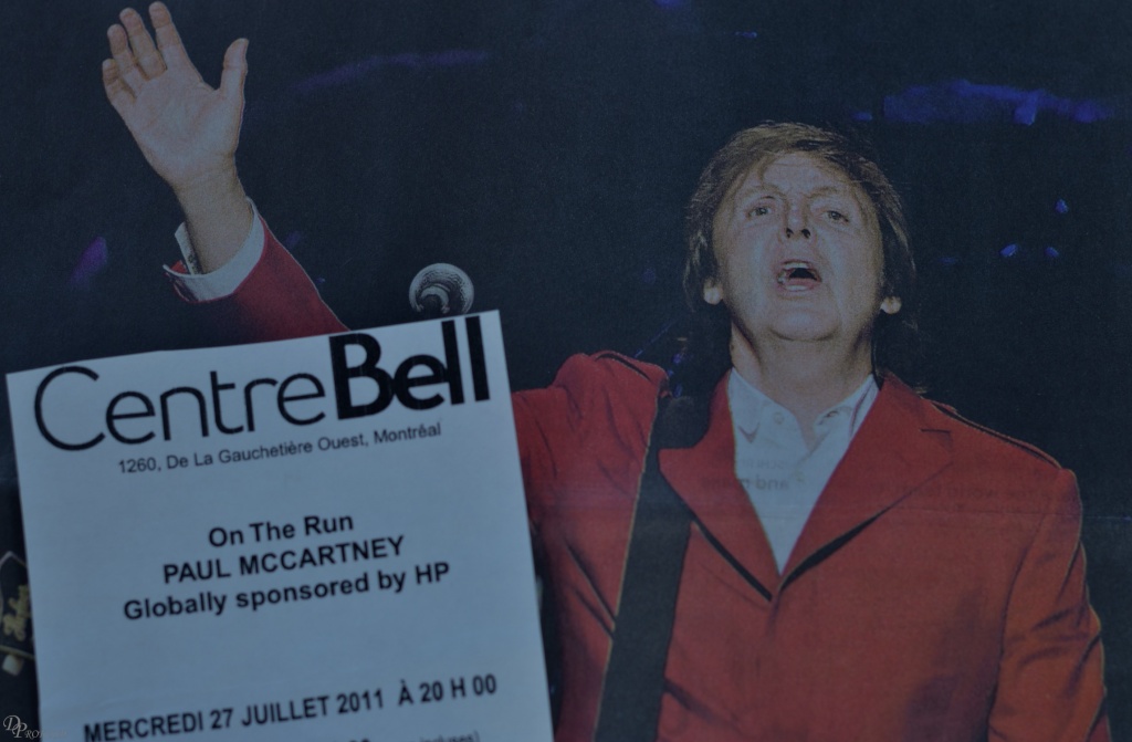 Paul McCartney Montreal 2011 tour by dora