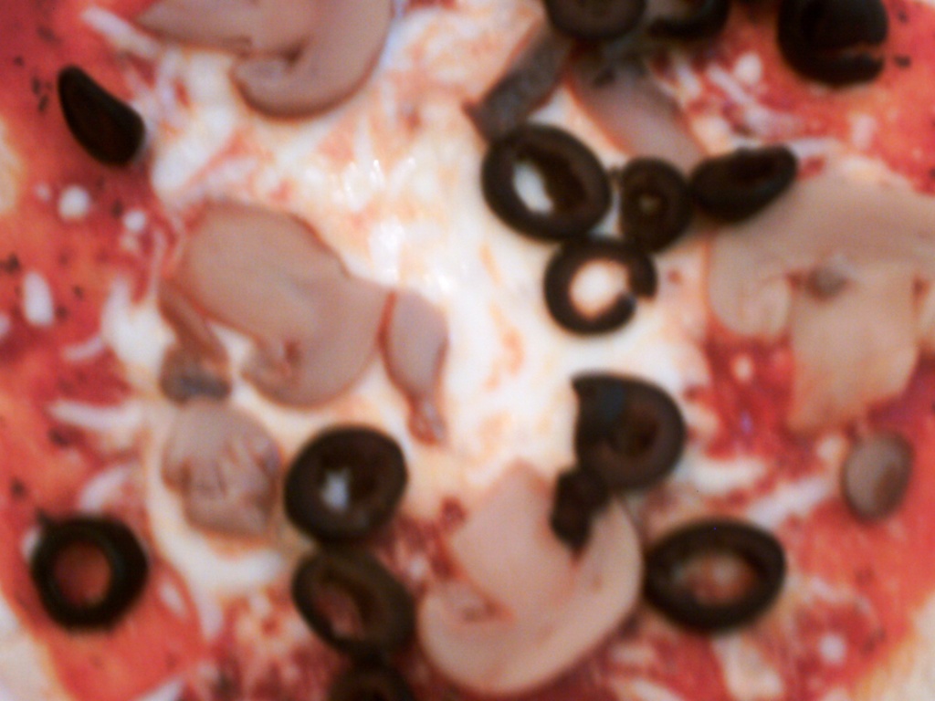 Pizza Closeup 8.1.11 by sfeldphotos