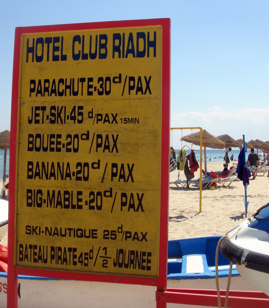 Beach sign by haagjes