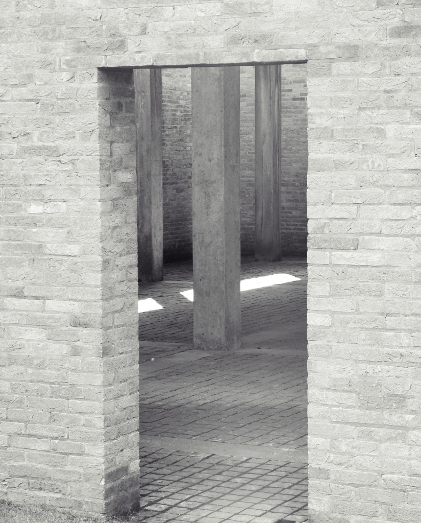 Doorway without a door by sabresun