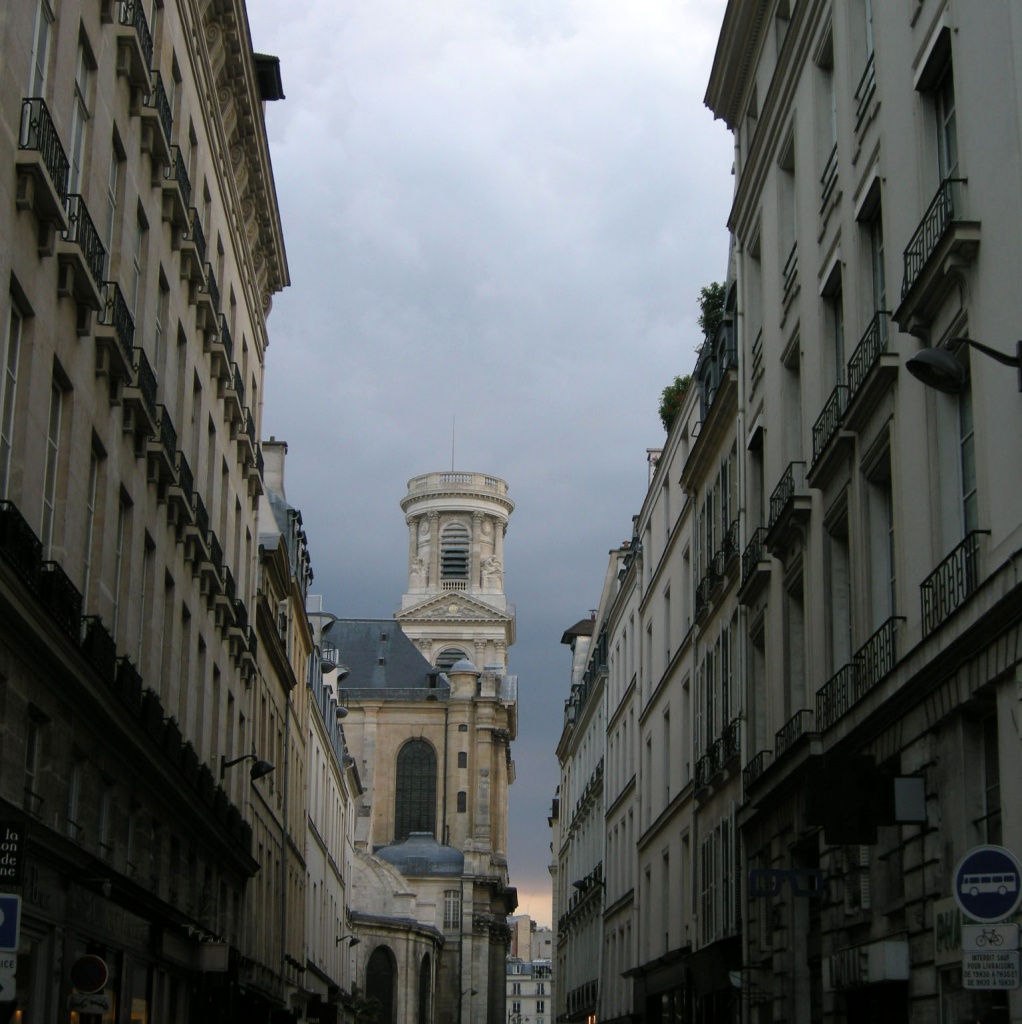 Rue Saint Sulpice by parisouailleurs