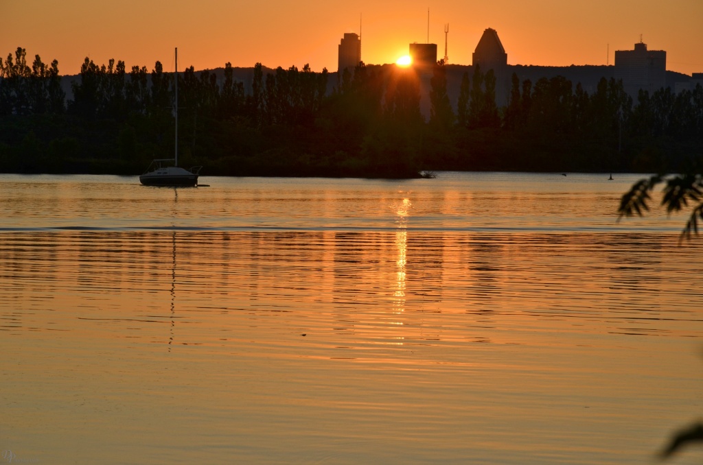 Montreal August Sunset by dora