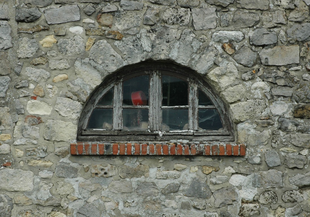 Window by parisouailleurs