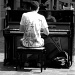 Just for fun: The piano in the street by parisouailleurs