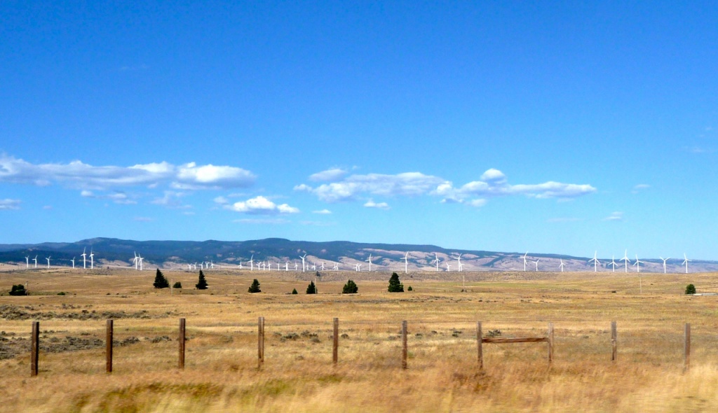 Wind Farm Near Ellensburg by marilyn