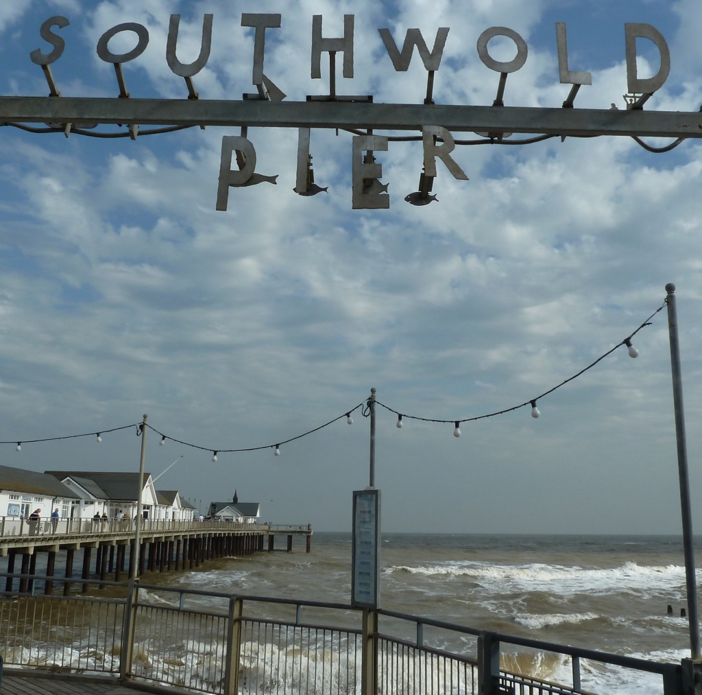 Southwold Pier by karendalling