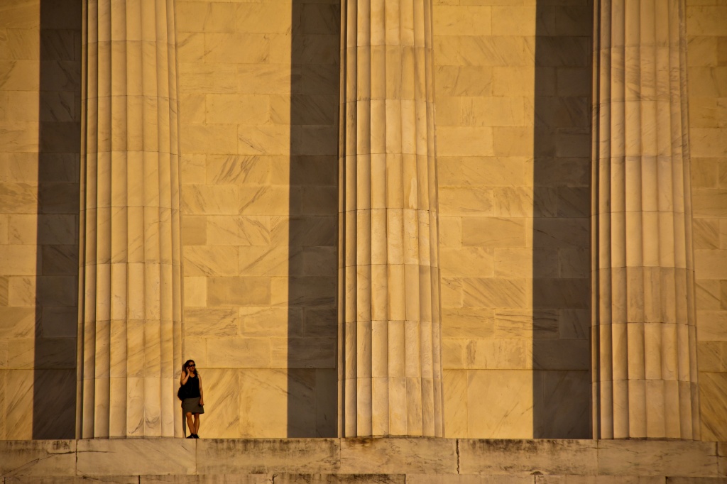 Lincoln Memorial by jbritt