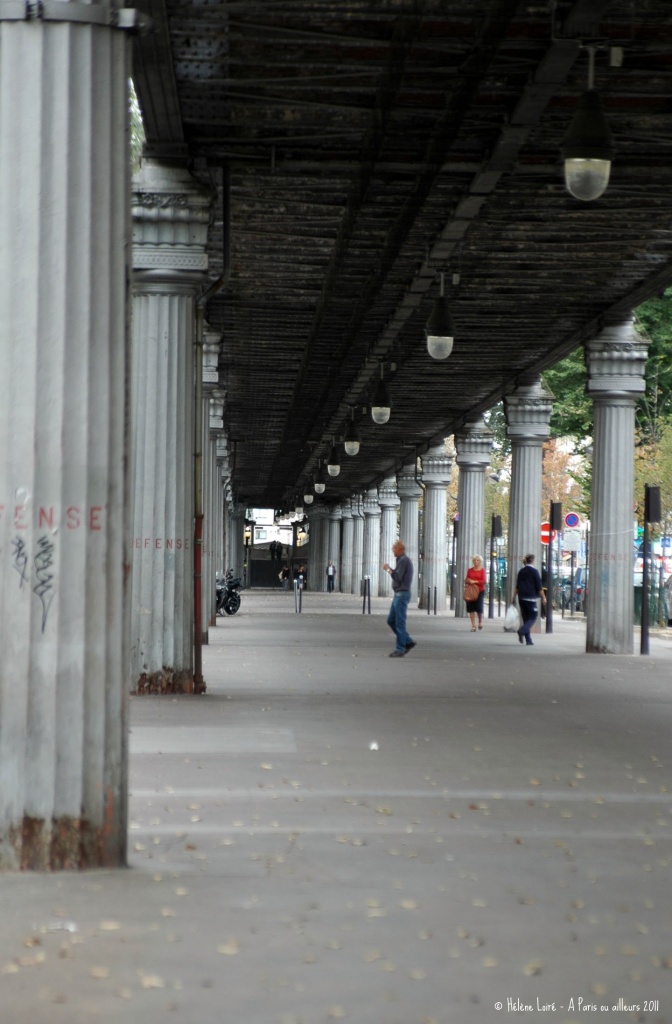 Under the subway by parisouailleurs