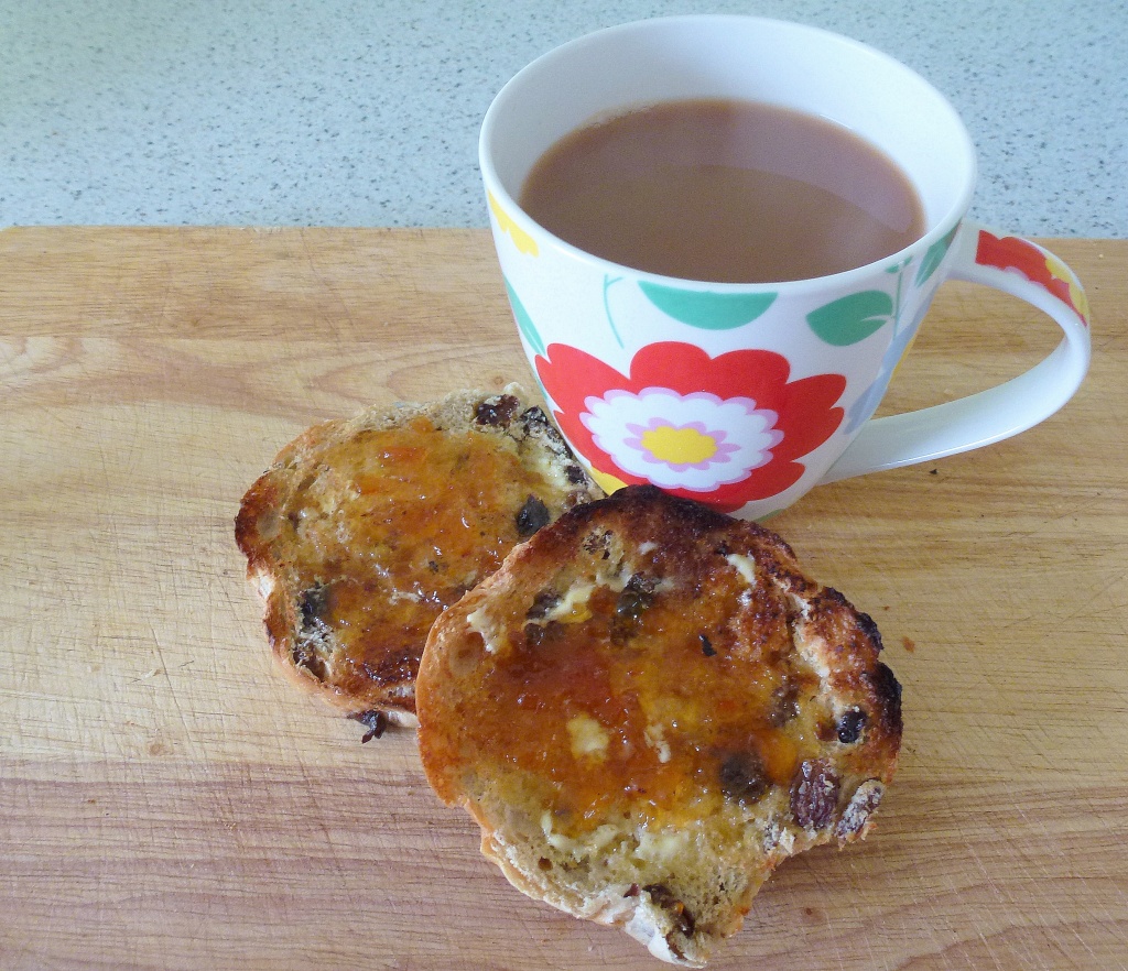 Toasted teacake and a cuppa by dulciknit