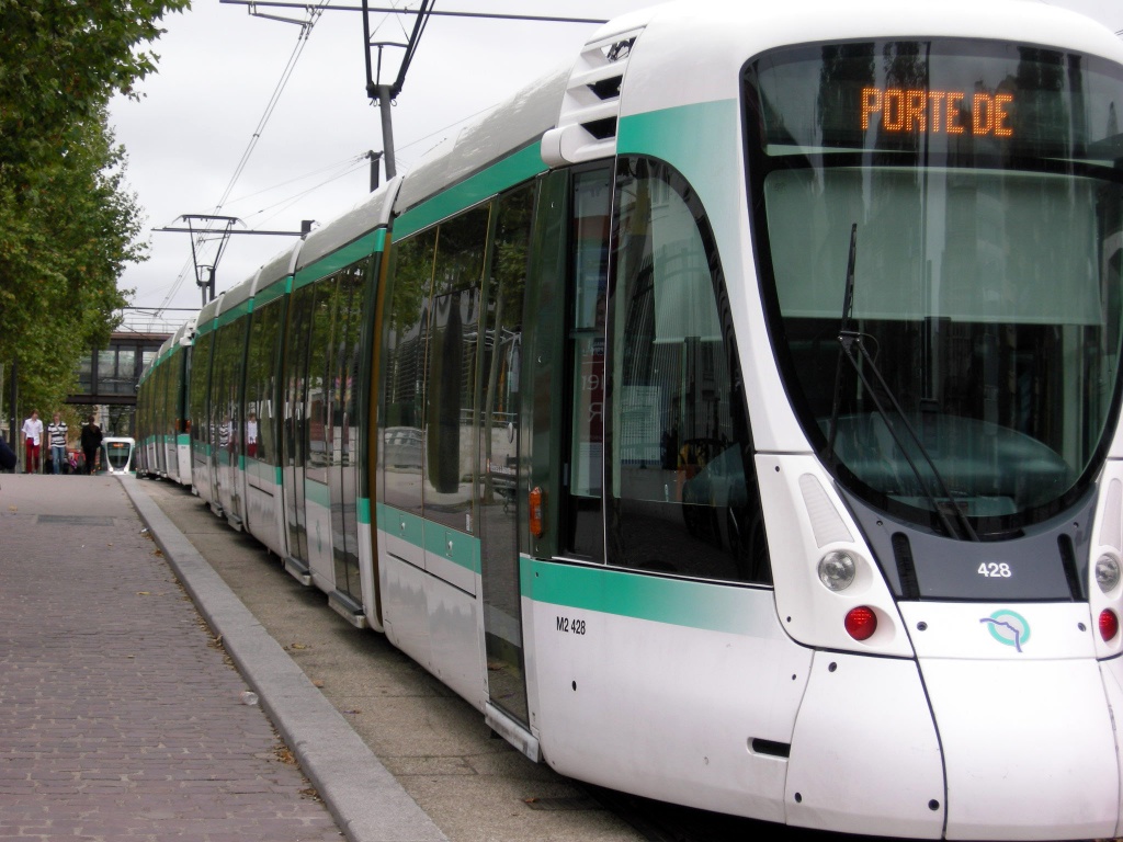 Paris tramway by parisouailleurs