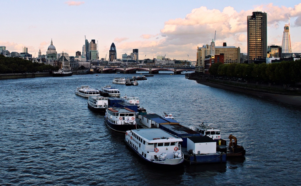 East from Waterloo Bridge by rich57