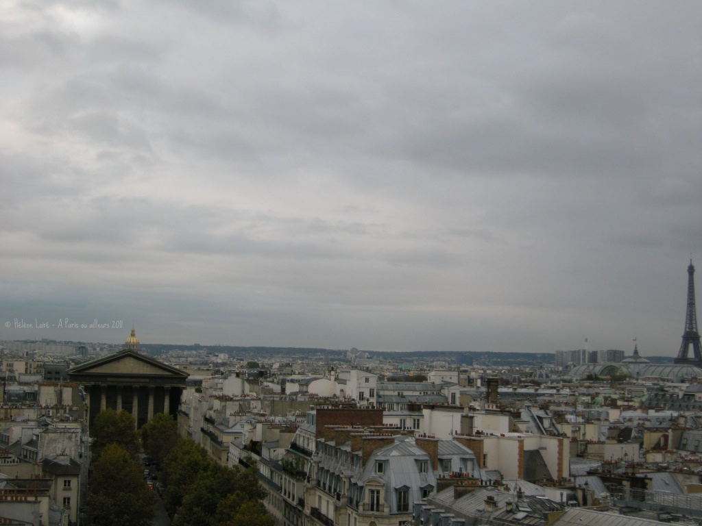 Cloudy day over Paris by parisouailleurs