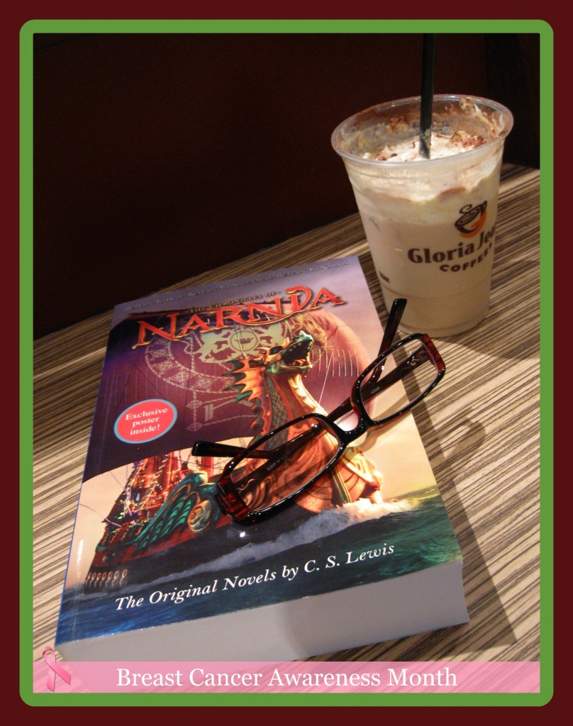 Ice Coffee & Reading At Gloria Jeans by mozette