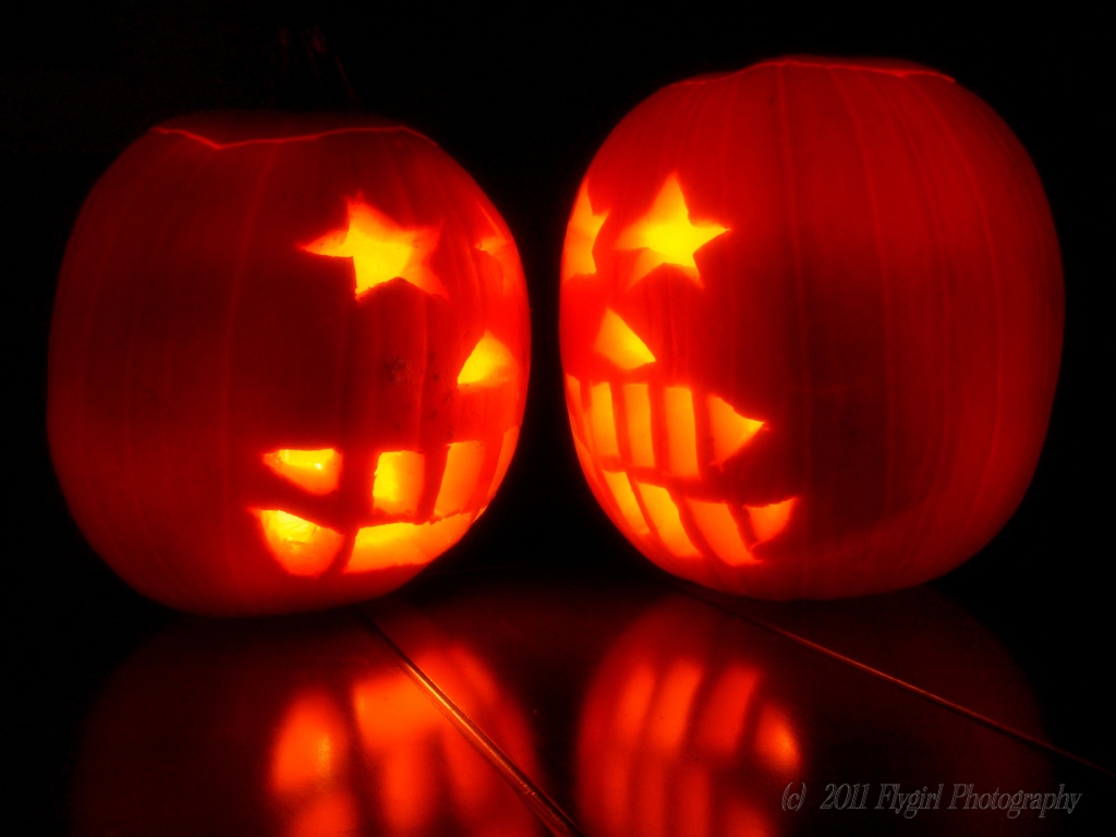 Jack-O-Lanters by flygirl