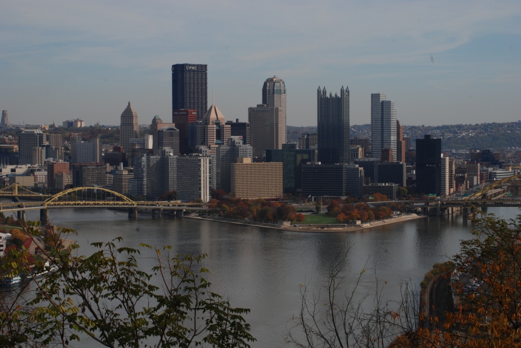 Pittsburgh skyline by graceratliff