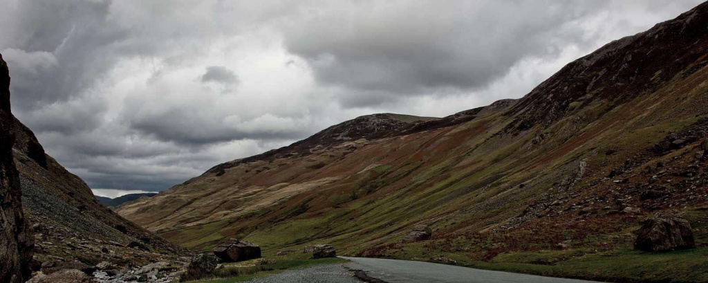Clouds over Honiston Pass  - Lake District by netkonnexion