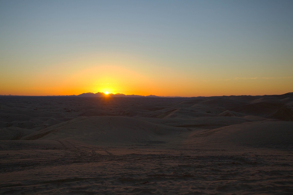 Algodones Dunes Sunrise by robv