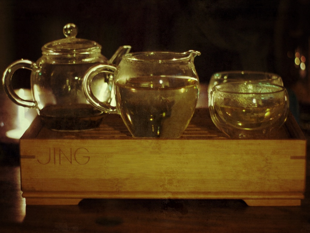 Gong fu tea set (Phoenix Honey Orchid Tea) by mattjcuk