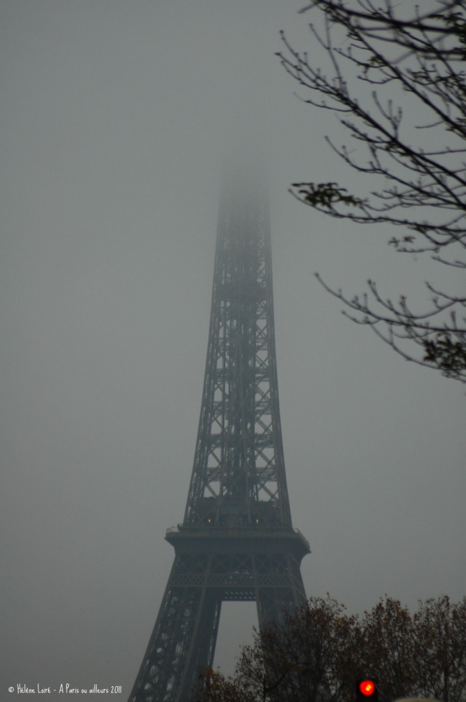 Hide & seek Eiffel Tower #12 by parisouailleurs