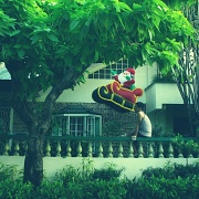 30th Nov 2011 - Floating Santa