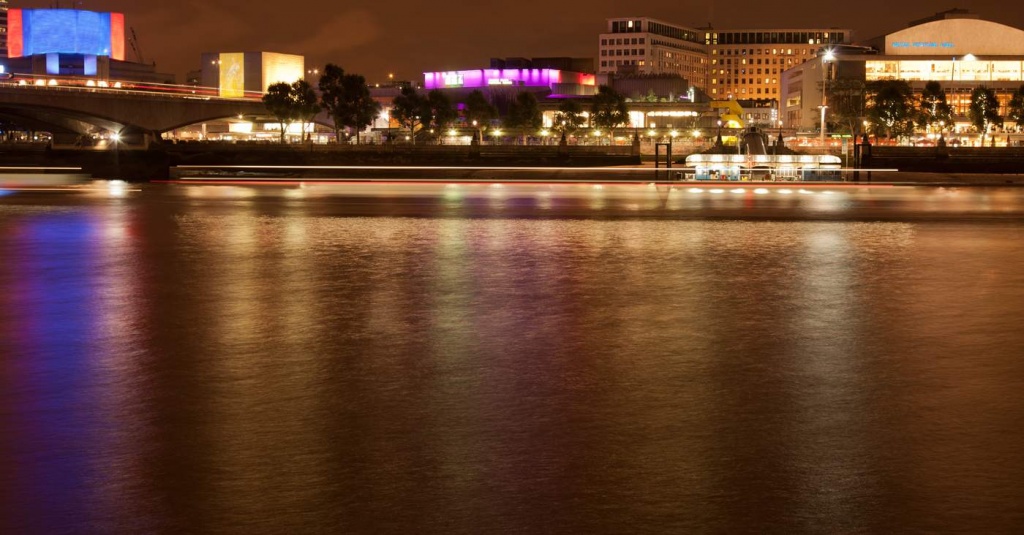 Thames South Bank At Night [magnify] by netkonnexion