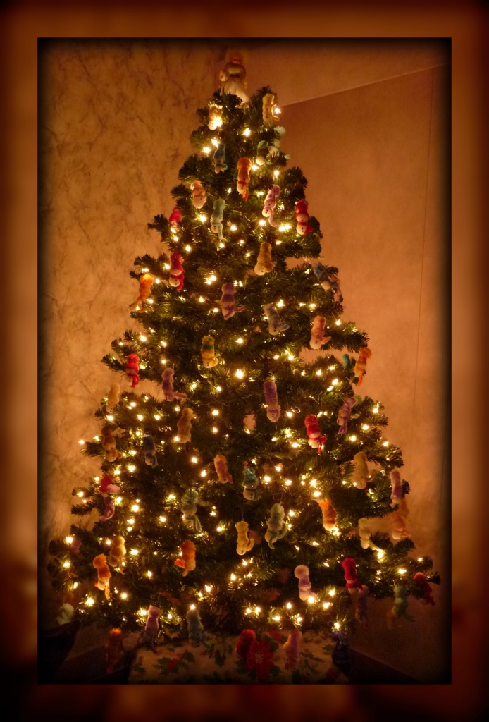 O Christmas Tree by marilyn