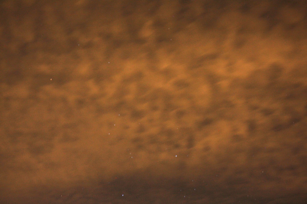 Orion in clouds by ldedear
