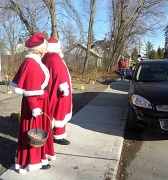 5th Dec 2011 - Santa Drives a Chevy