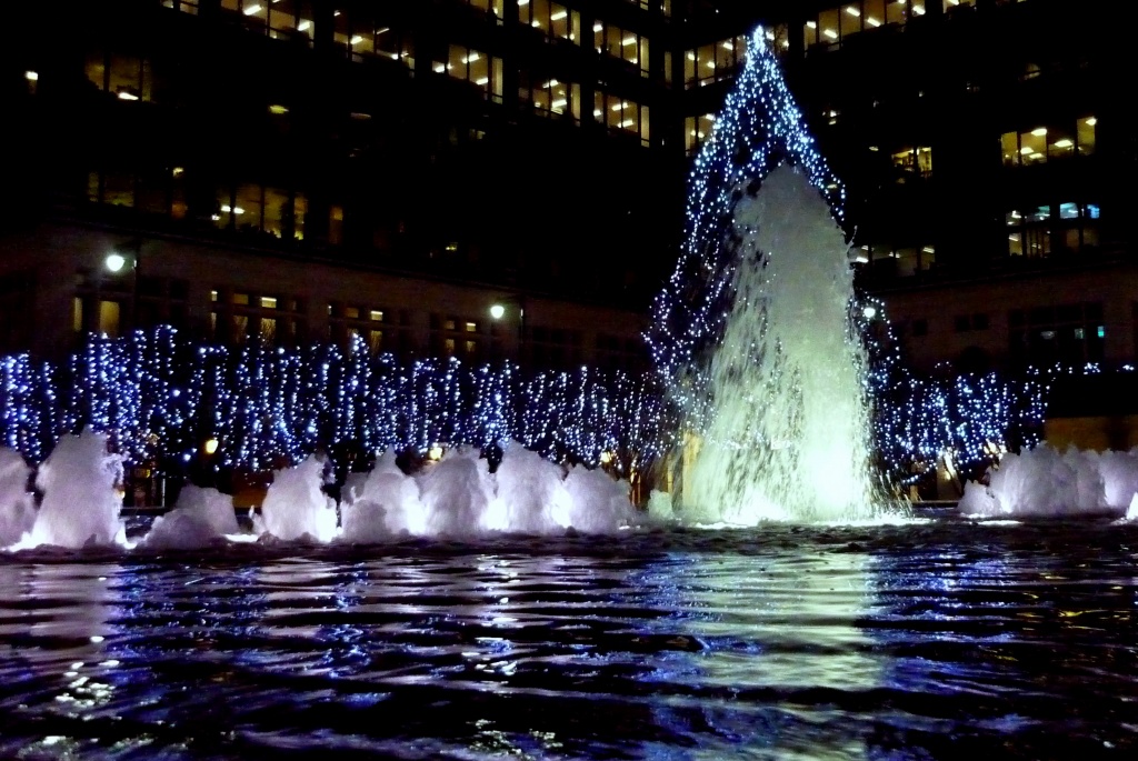 Fountain, Tree & Lights by andycoleborn